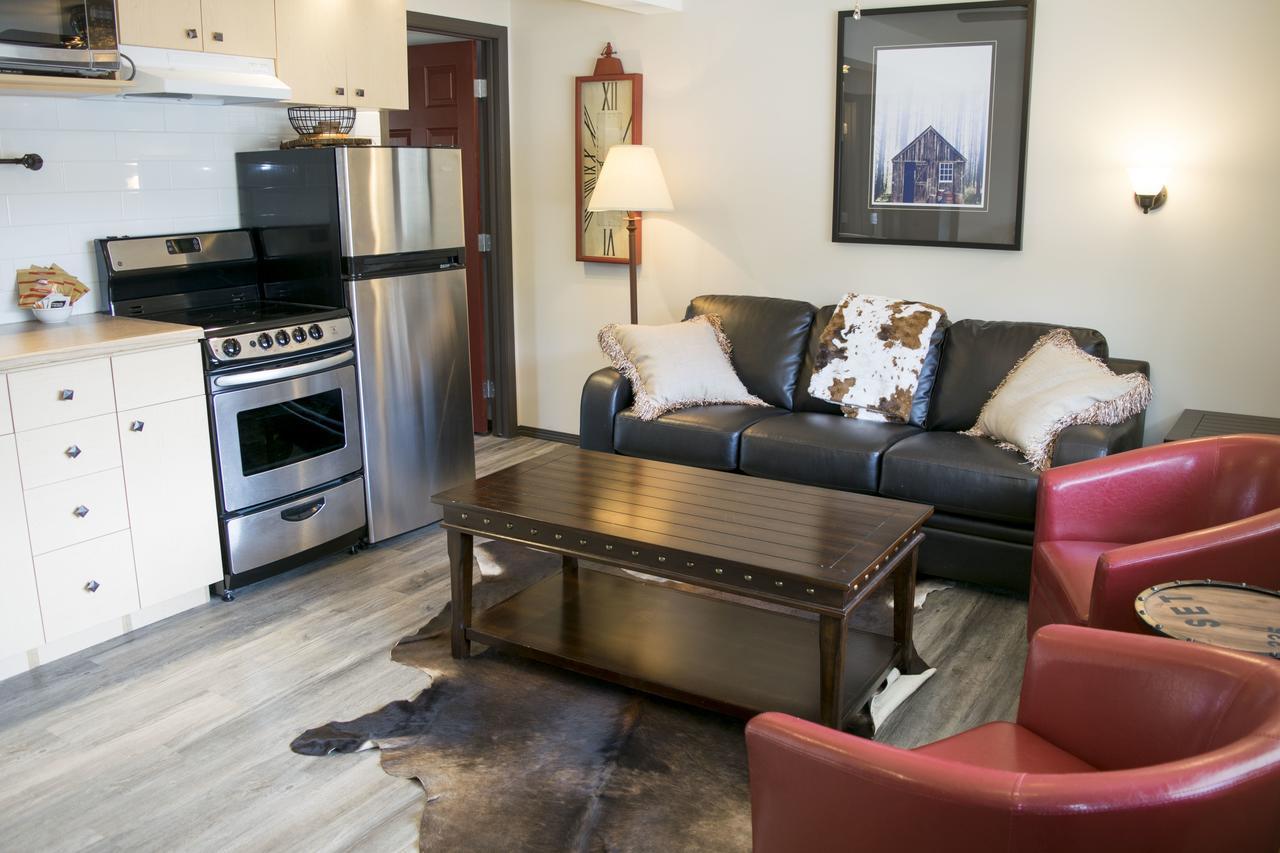 Yamnuska Suites Canmore Dış mekan fotoğraf