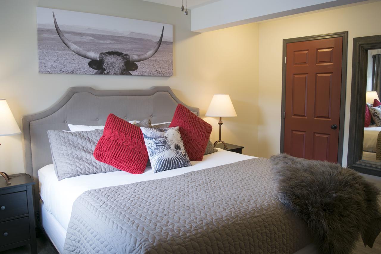 Yamnuska Suites Canmore Dış mekan fotoğraf
